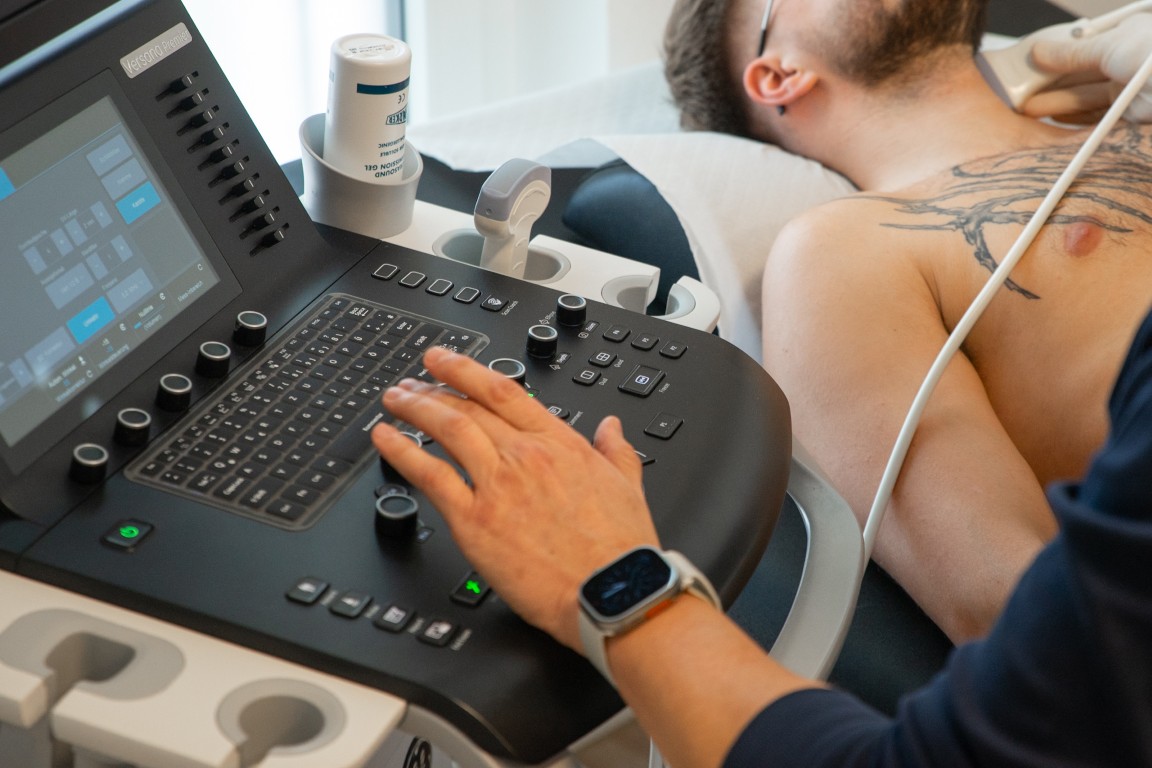 Vorsorge 06 Untersuchung Bauchgefasse mit Farbduplex